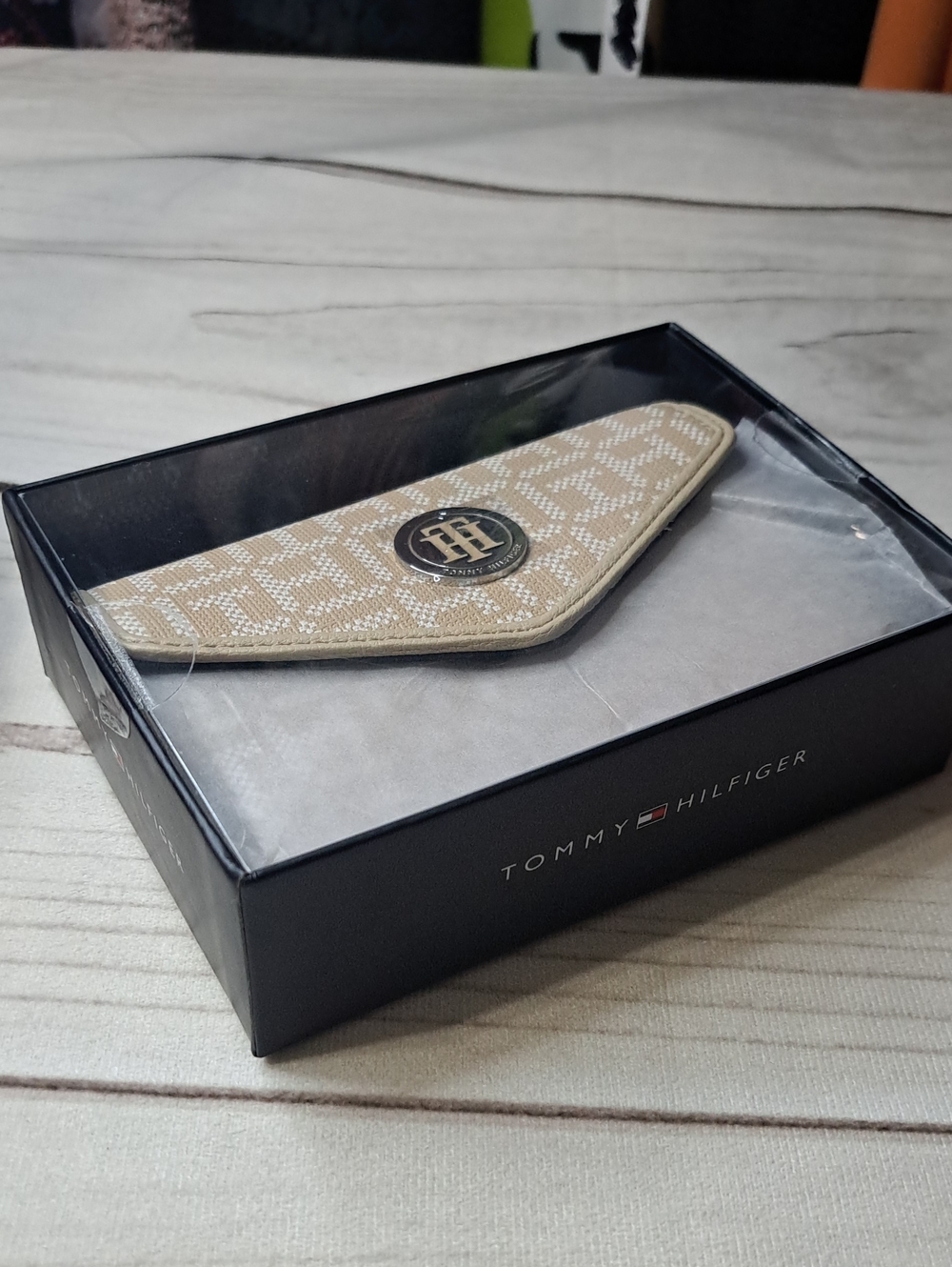 Tommy Hilfiger Beige Monogram Envelope Card Holder